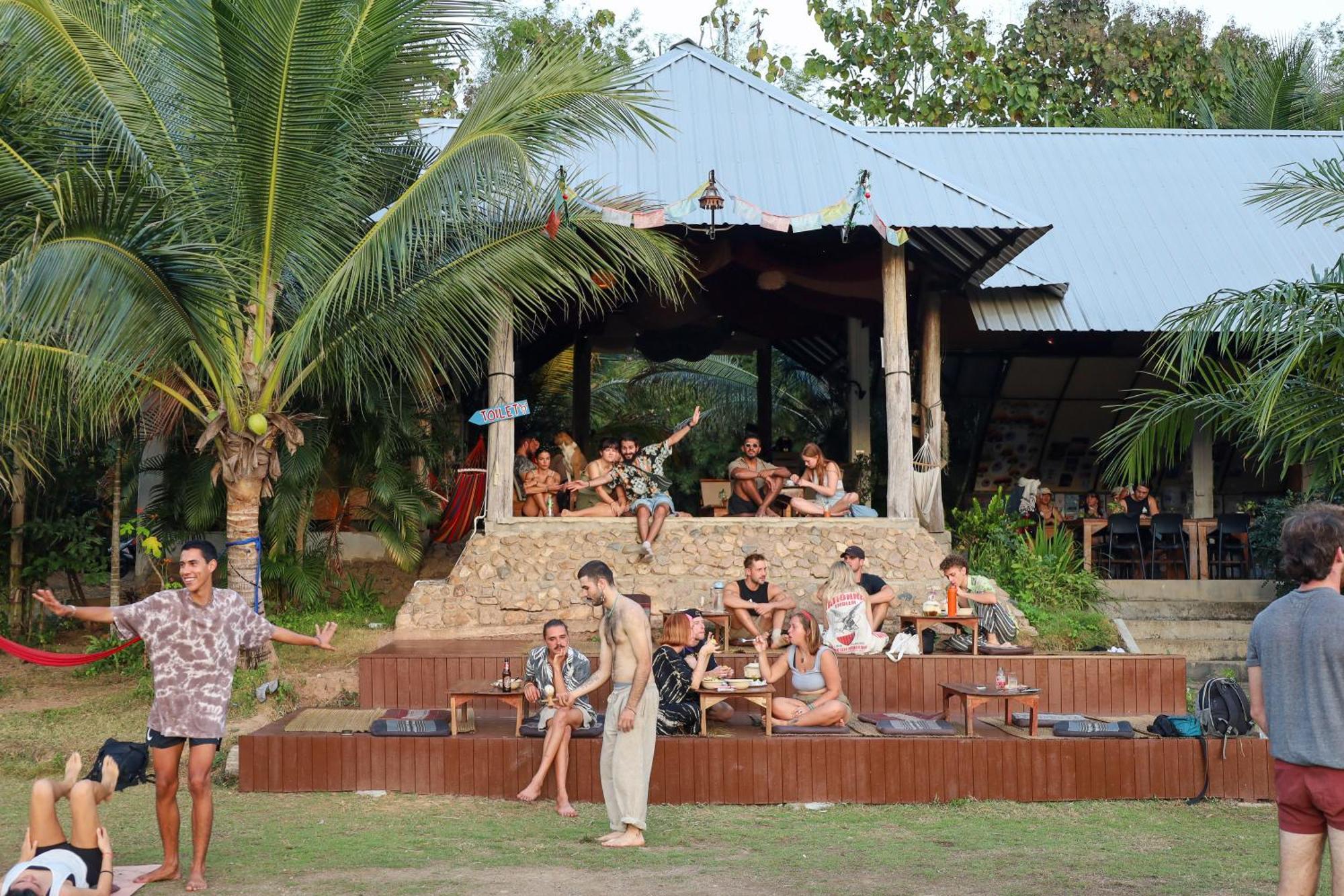 Atlas Valley (adults Only) *